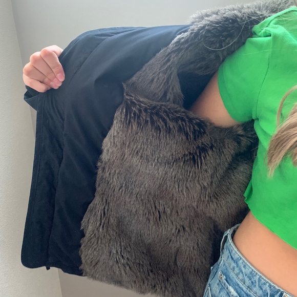 💥SOLD💥 Aritzia TNA Parka - Picture 4 of 6